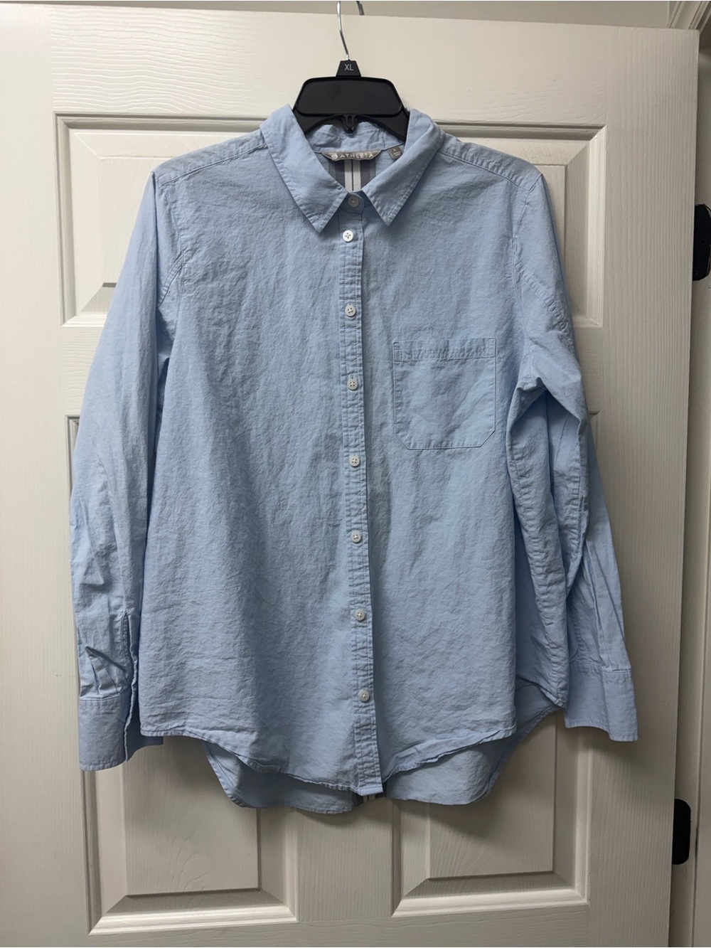 Athleta Pale Blue Women's Button-Down Shirt